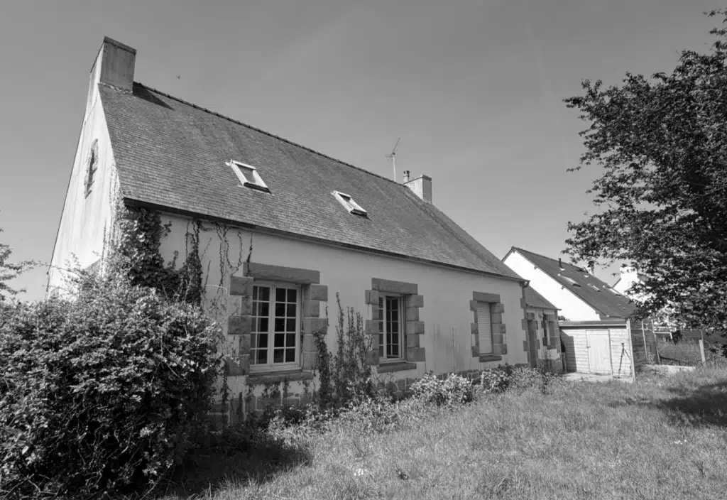 Rénovation d'une maison néo bretonne des années 80 en Bretagne